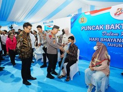 Kapolri Hadiri Puncak Bakti Kesehatan Jelang Hari Bhayangkara Ke-80