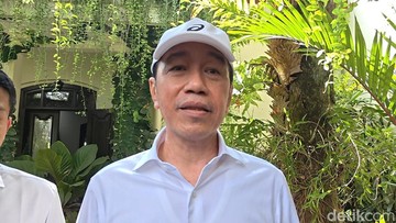 Roy Suryo dan Tifa Tak Ditahan, Jokowi: Itu Kewenangan Kejaksaan
