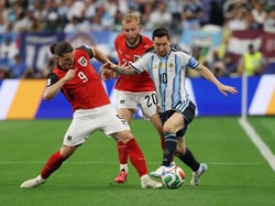 Video Messi Ngaku Kewalahan Lawan Austria: Banyak Kontak Fisik