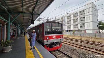 Warga Depok Sengaja Jajal Stasiun JIS, Senang Akses Lebih Mudah Nonton Persija