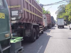 Panjang Benar Antrean Isi Solar di SPBU Surabaya hingga 1 Km