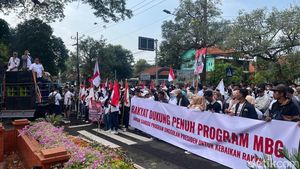 Demo Dukung MBG di Mojokerto