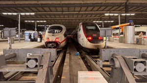 Gangguan Radio Lumpuhkan Layanan Kereta Jerman