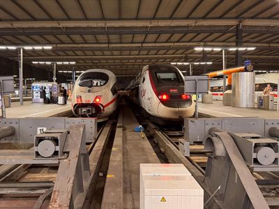 Gangguan Radio Lumpuhkan Layanan Kereta Jerman