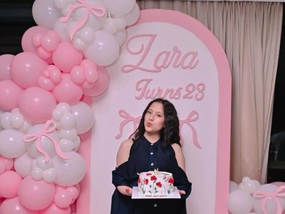 Gemas! Adhisty Zara Rayakan Ultah ke-23, Ada Kue dan Jajanan Pasar
