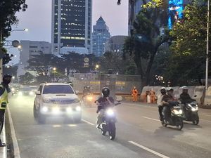 Massa Demo Bubar, Jalan Medan Merdeka Selatan Arah Gambir Dibuka Lagi