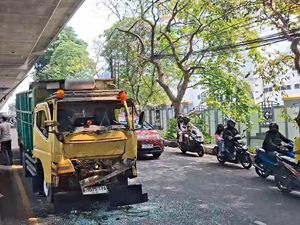 Kecelakaan Beruntun 6 Kendaraan di Jalan Sholis Bogor, 1 Orang Terluka