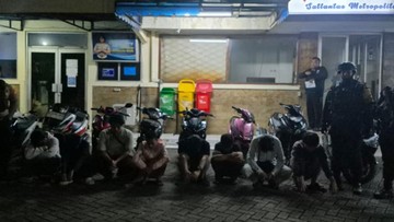 Balap Liar di Duren Sawit Dibubarkan Polisi, 8 Motor Diangkut