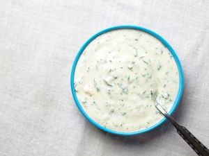 TSA Ingatkan Fans Bola, Jangan Bawa Saus Ranch Berlebihan di Bagasi Kabin!