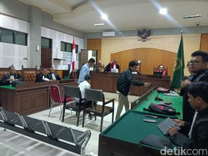 Tiga Anggota DPRD NTB Kompak Berkelit soal Duit Siluman