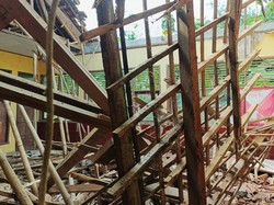 Atap SDN Cicinde Utara II Karawang Roboh Saat Acara Perpisahan