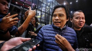 Eks Sekjen MPR Maruf Cahyono Jalani Pemeriksaan Perdana sebagai Tersangka di KPK