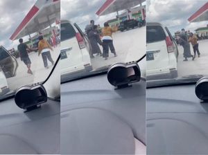Geger Emak-emak di Kalteng Saling Cakar Saat Antre Isi BBM