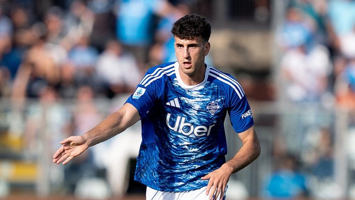 Bek Como Jacobo Ramon diincar Chelsea.
