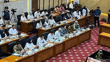 Menkes: Penghasilan Dokter Ada yang Miliaran, Ada Seperti Tukang Parkir