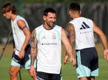 Messi Pimpin Latihan Argentina Jelang Laga Terakhir