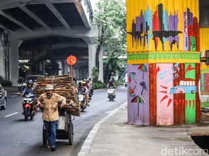 Mural Menuju 5 Abad Jakarta Hiasi Kawasan Kebon Nanas