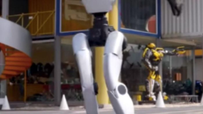 Video China Pamer Robot Skating, Lincah Banget!