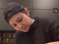 Ternyata Teman Lama! Ini Sosok Chef Pribadi Nikita Willy yang Viral