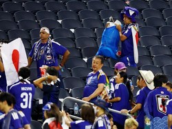 Viral Bersihkan Stadion di Piala Dunia, Kenapa Jepang Selalu Disiplin soal Sampah?