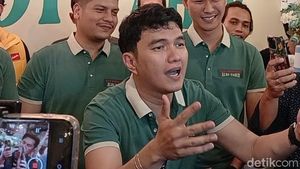 Cerita Aldi Taher Palsukan Karangan Bunga dari Raffi Ahmad