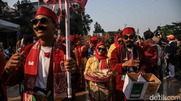 Betawi hingga LRT Berparade, Jakarta Rayakan Perjalanan Hampir Setengah Milenium