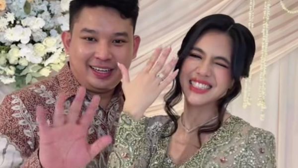Semringah DJ Una Dilamar Andi Agum