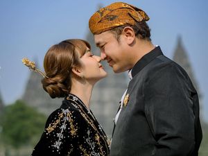 Gilang Dirga Termotivasi Jadi Sarjana Usai Istri Lulus Setelah 18 Tahun Kuliah