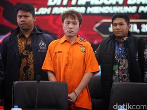 Video: Polri Tangkap Buronan Most Wanted Interpol Beijing di Bandara Soetta