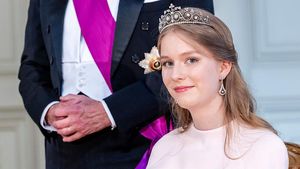 Pesona Putri Belgia yang Pertama Kalinya Tampil Pakai Tiara di Usia 18