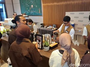 Genap 11 Tahun, Toko Kopi TUKU Rayakan Kolaborasi bersama Pemain Lokal