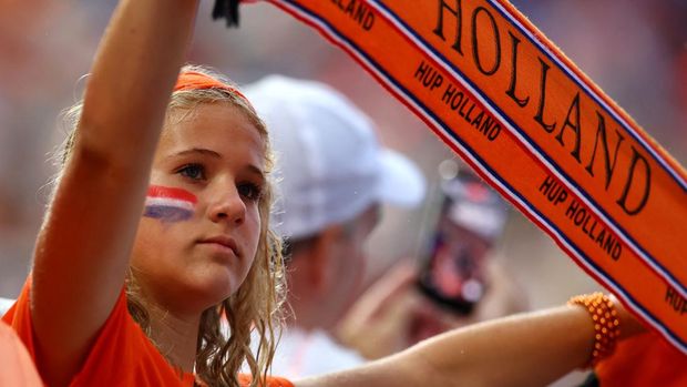 Soccer Football - FIFA World Cup 2026 - Group F - Tunisia v Netherlands - Kansas City Stadium, Kansas City, Missouri, U.S. - June 25, 2026 A Netherlands fan with a banner inside the stadium REUTERS/Bernadett Szabo