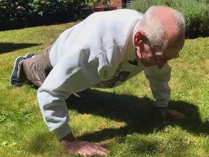 Lansia 98 Tahun di Inggris Bisa Push-up 40 Kali Sehari, Apa Rahasianya?