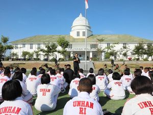 Bima Arya Dorong Mahasiswa Unhan NTT Miliki Visi sebagai Bekal Masa Depan