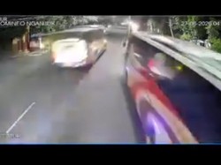 Viral 2 Bus Ugal-ugalan di Nganjuk, Sopir Dijerat Pasal Berlapis-Diskors