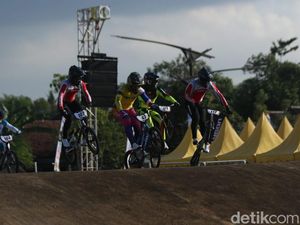 Atlet BMX Tercepat Asia Jajal Sirkuit Muncar Banyuwangi
