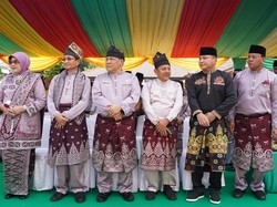 Dibuka Menag, Kapolda-Gubernur Riau Hadiri Pawai Taaruf MTQ di Kuansing