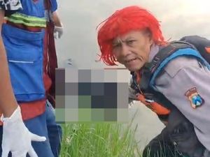 Pria Berjaket Hitam Tewas dengan Wajah Terluka di Sungai Mojokerto