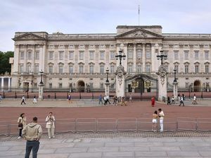 Raja Charles Tak Akan Tinggal di Istana Buckingham Usai Renovasi Tuntas