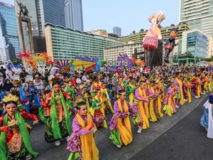 Atraksi Tarian Nusantara Meriahkan Perayaan HUT Jakarta