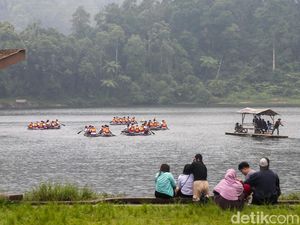 Oase Tersembunyi di Kaki Gunung Gede Pangrango
