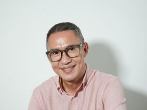 Erwin Parengkuan Eksis Terbitkan Buku, Cara untuk Berbagi Ilmu