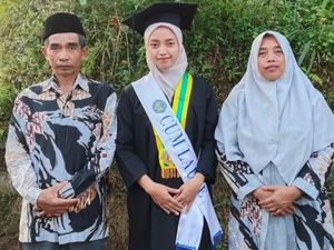 Inspirasi dari Maryanti: Lulusan Terbaik UNY yang Kuliah, Kerja, dan Terbitkan Karya