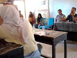 Wali Murid SD di Lombok Protes Tabungan Ratusan Juta Tak Kunjung Cair