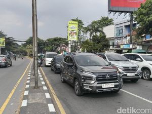 Macet Pasteur Bandung yang Tak Ada Liburnya