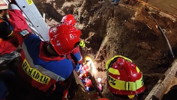 Bocah Terjebak 4 Jam dalam Lubang di Jaksel Meninggal Usai Dievakuasi