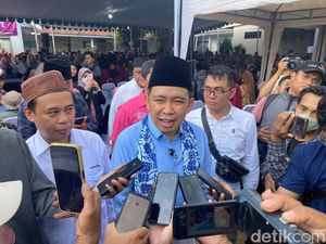 Kembali Ngantor di Desa, Gus Fawait Soroti Pentingnya Pendidikan