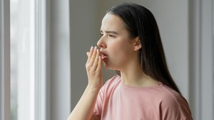 Diet Terlalu Ketat Bikin Bau Mulut? Dokter Gizi Bilang Begini