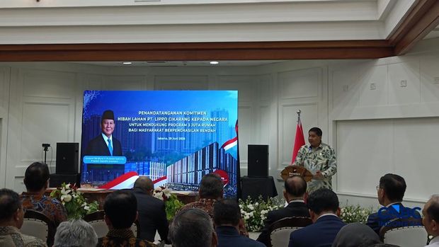 Menteri Perumahan dan Kawasan Permukiman (PKP) Maruarar Sirait kata Maruarar dalam aktivitas Penandatanganan Komitmen Hibah Lahan PT Lippo Cikarang Tbk Kepada Negara di Wisma Danantara, Jakarta, Senin (29/6/2026). (CNBC Indonesia/Martyasari Rizky)