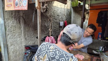 Kisah Pedagang Daging di Pasar Senggol Rawa Belong Bertahan Hadapi Zaman
